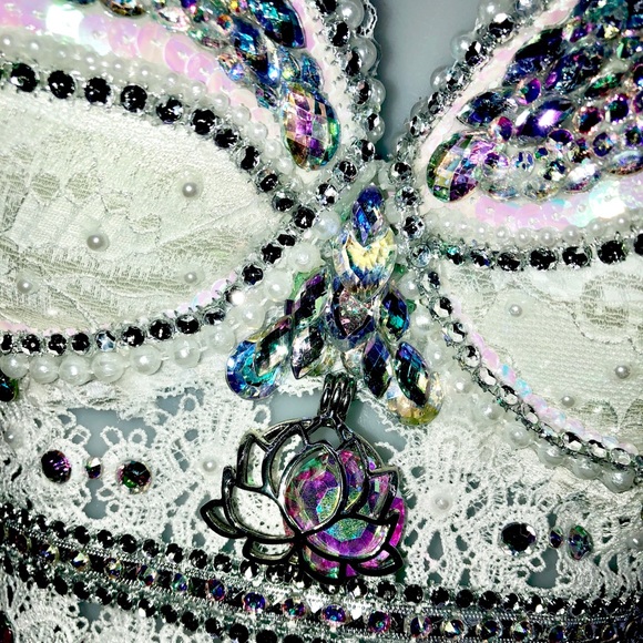 Custom Bra - Picture 6 of 7